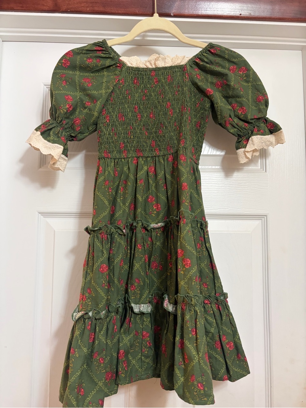 Ivy City Co vintage style rose Christmas dress.